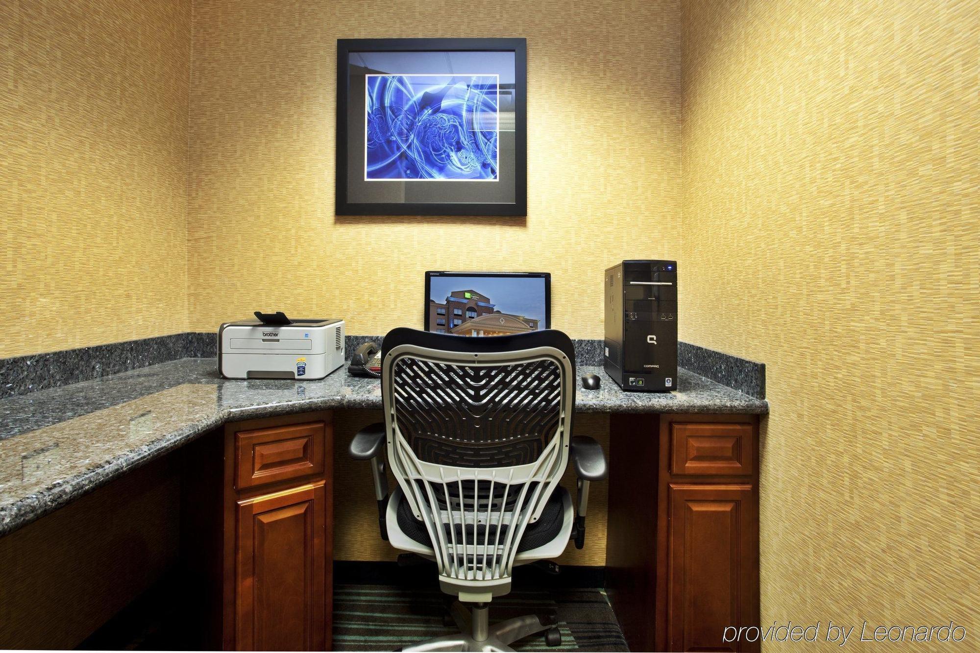 Holiday Inn Express Hotel & Suites Baton Rouge -Port Allen By Ihg Bekvämligheter bild